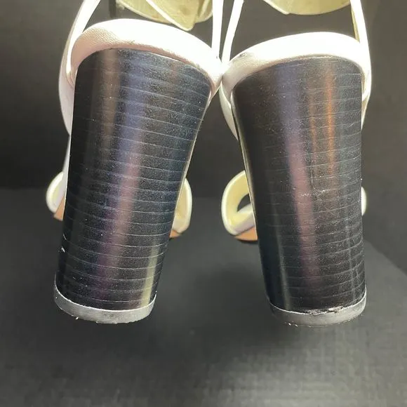 Michael Kors White Leather 4” heeled sandal 5.5M EUC WORN ONLY ONCE PRICE FIRM!!