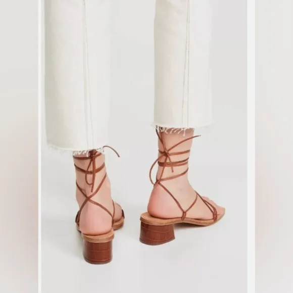Miista • Cimarron Clay Croc Brown Leather Thong Sandals Split Toe Shoes