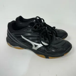 Mizuno black court shoes volleyball athletic