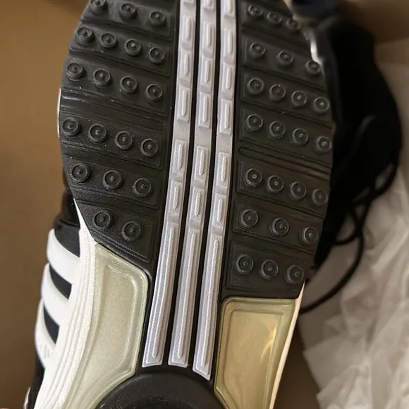 NEW Adidas Destroy MD Mid Black/White Mens