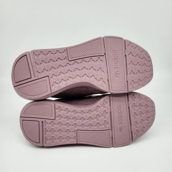 New Adidas Originals Swift Run 22 Purple Women's Running Shoes Size 6