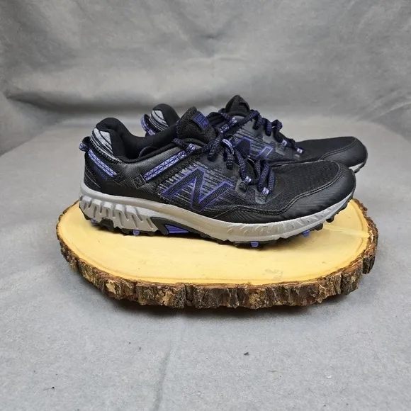 New Balance 410 vg Trail Running Shoes Men's size 11 shoes sneakers