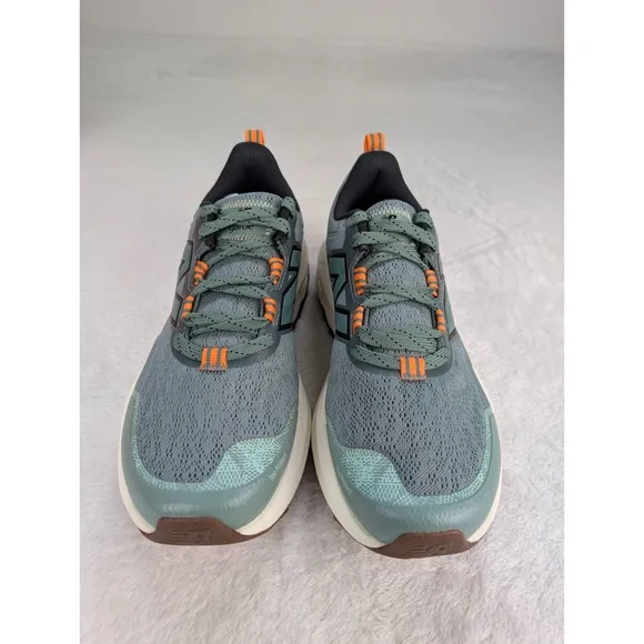 New Balance Fresh Foam Garoe V2 Trail Running Shoes Mens 8 Juniper Green NIB.