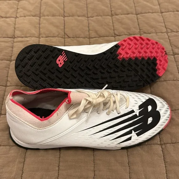 New Balance‎ Furon V6  Dispatch TF Soccer Shoes size 8 White Pink Lace