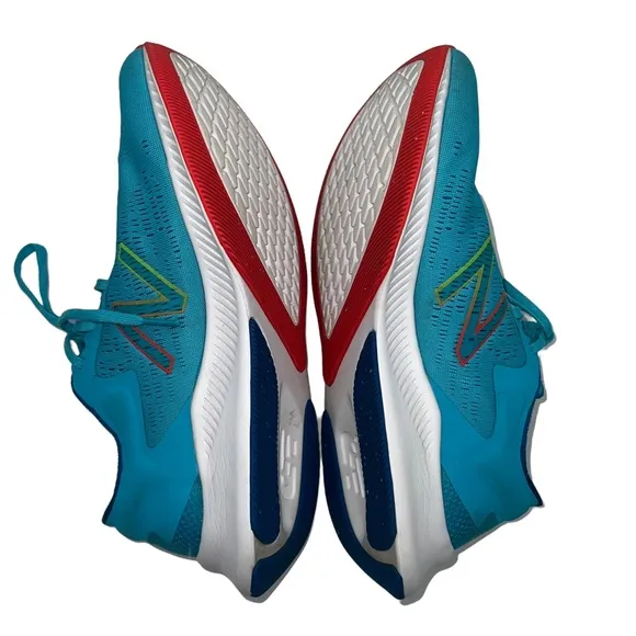 New Balance Men's Dynasoft Pesu V1 Running Shoe Size 11