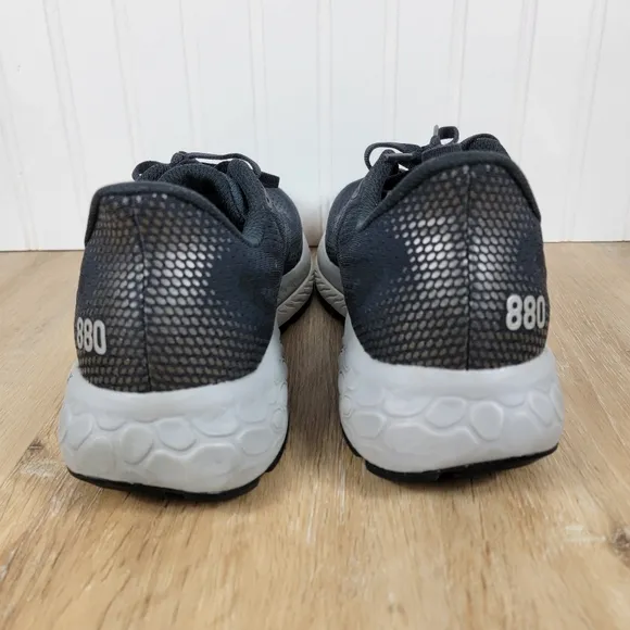 New Balance Men's Fresh Foam X 880v13 Running Sneakers