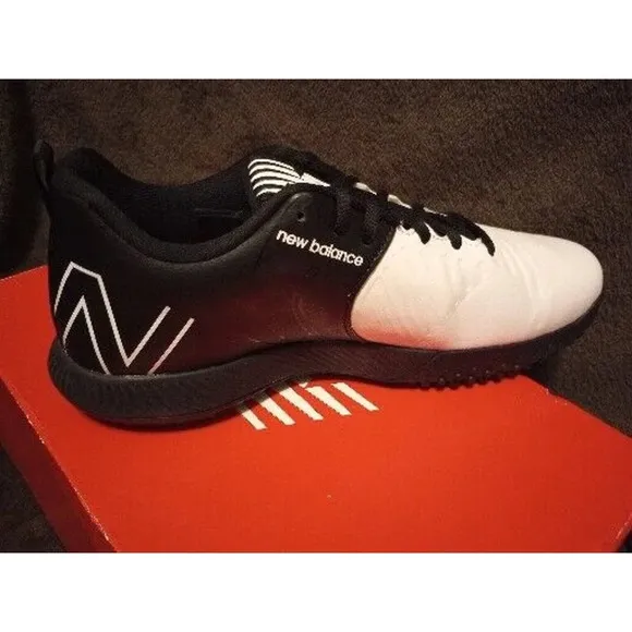New Balance Womens Sz 9.5 FuelCell FUSE v3 Turf Trainer Shoe Black White Logo