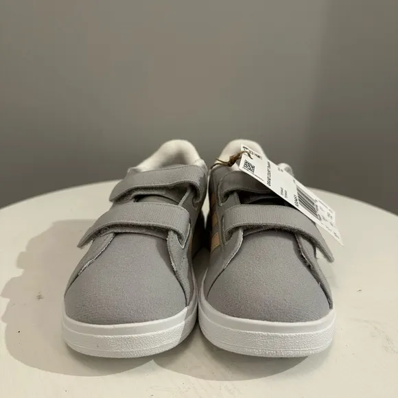New in Box. Adidas Grand Court Disney Thumper Tennis Shoes. Toddler 10.