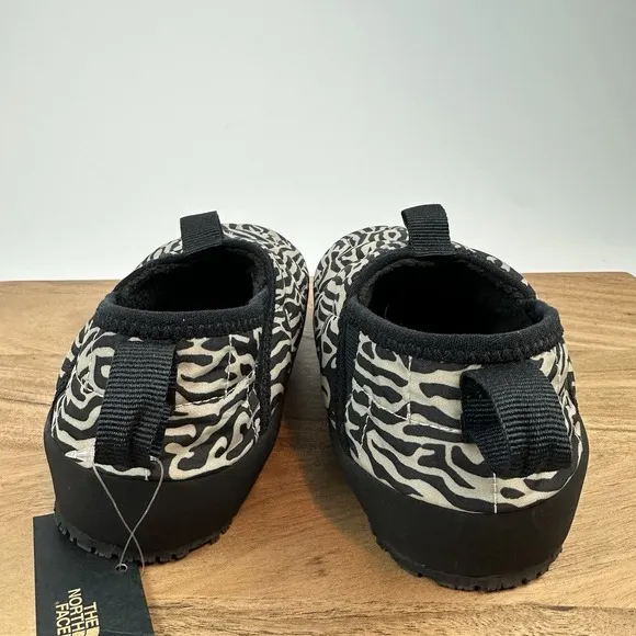 New Little Girls The North Face ThermoBall Traction II Slippers Shoes Size 13 C