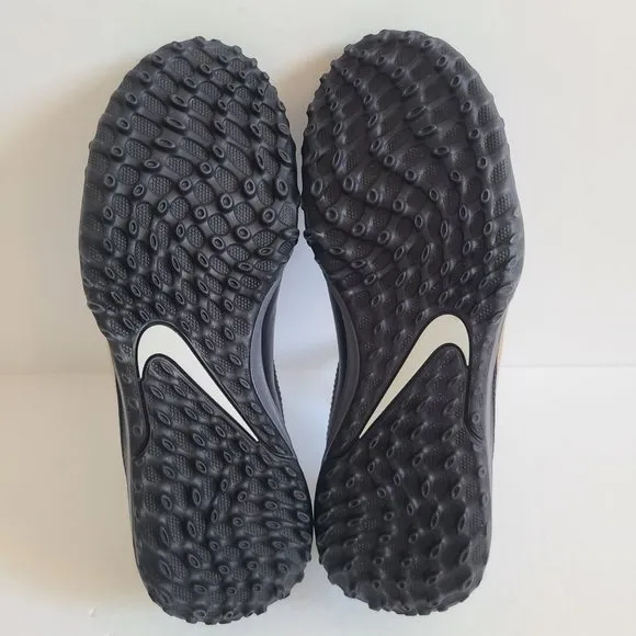 NEW Nike Jr Tiempo Legend 9 Academy Turf Soccer Shoes DA1328-007 Size Youth 4