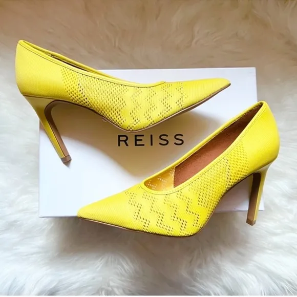 New! REISS “Zena” Mesh Leather Court Shoes Pumps in Parakeet Yellow