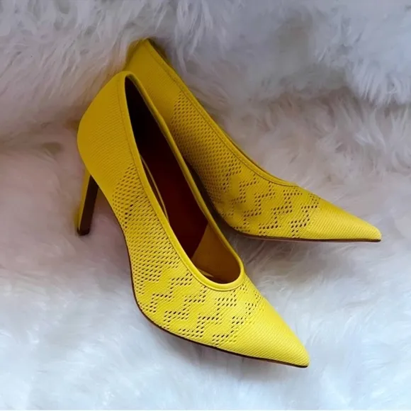 New! REISS “Zena” Mesh Leather Court Shoes Pumps in Parakeet Yellow