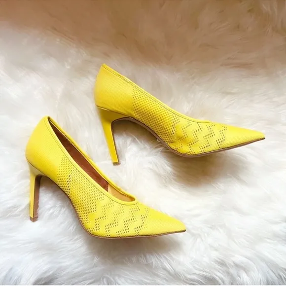 New! REISS “Zena” Mesh Leather Court Shoes Pumps in Parakeet Yellow
