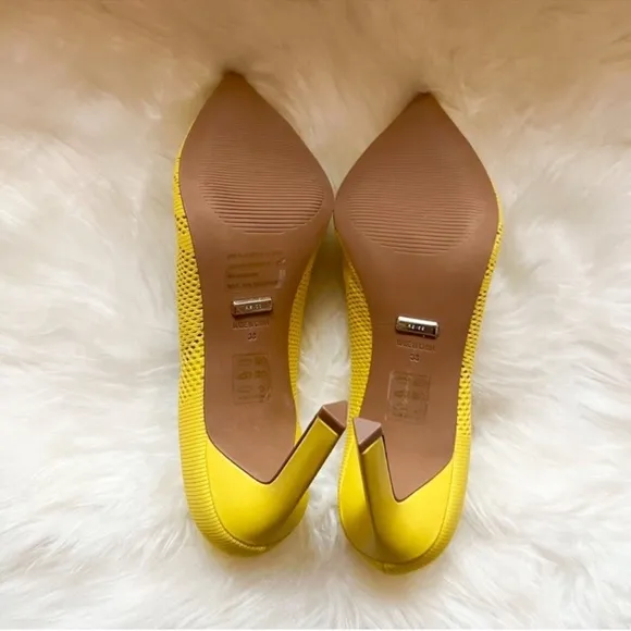 New! REISS “Zena” Mesh Leather Court Shoes Pumps in Parakeet Yellow