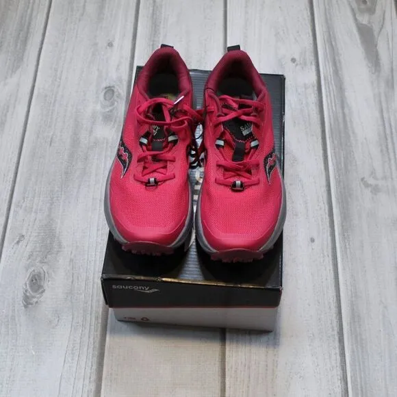 NEW Saucony Women's Blaze Trail Running Shoes