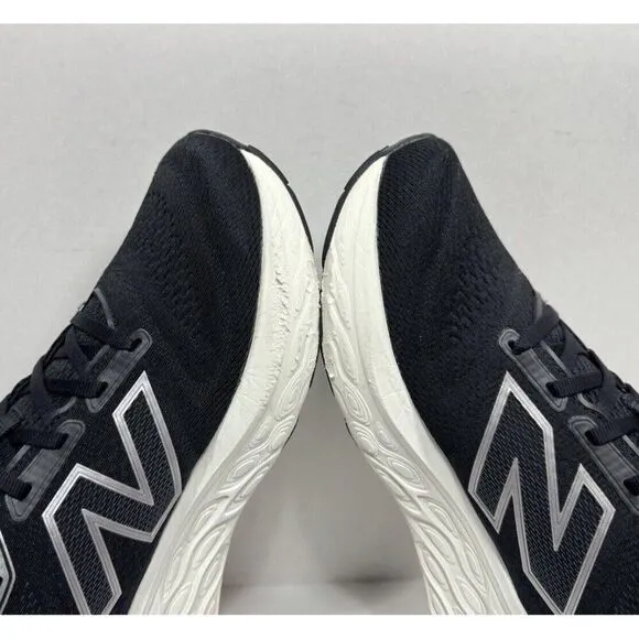 New Balance Fresh Foam X 880v14 Shoes Mens Size 8.5 D Black White Road Running