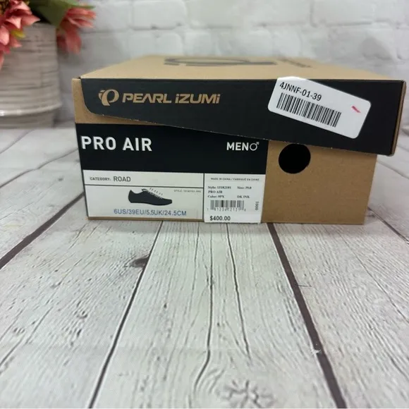 NIB Pearl Izumi PRO Air Road Cycling Shoes - 3-Hole (For Women &amp; men)
