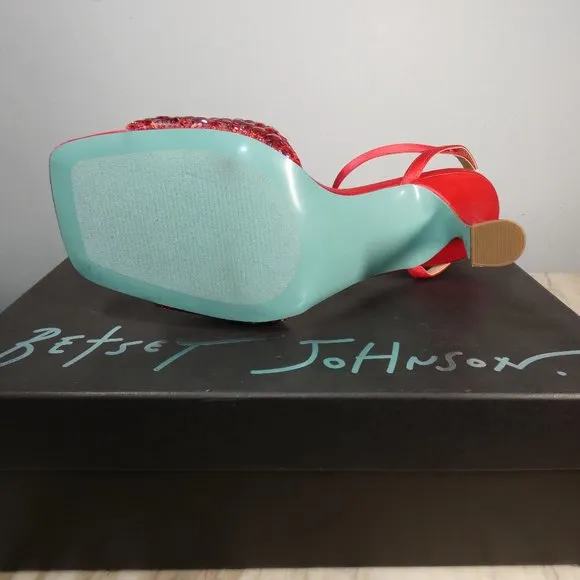 NiB SEXY SPARKLING Betsey Johnson Blue SB-Britt Heeled Sandal, Red, 8.5