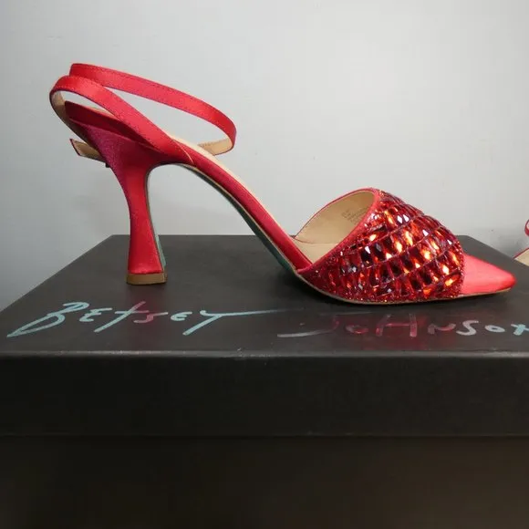 NiB SEXY SPARKLING Betsey Johnson Blue SB-Britt Heeled Sandal, Red, 8.5