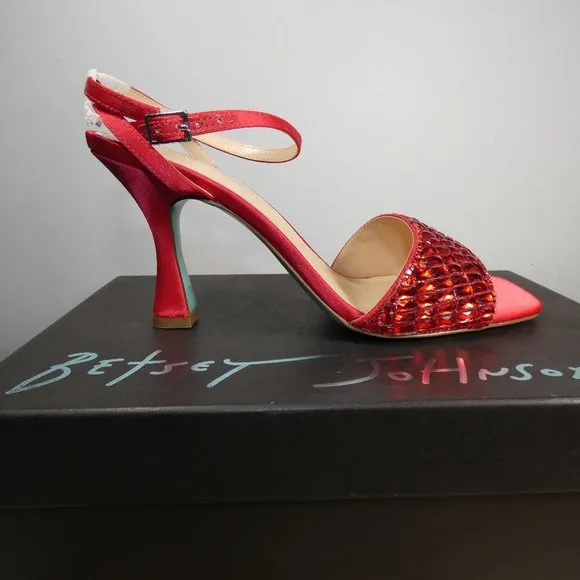 NiB SEXY SPARKLING Betsey Johnson Blue SB-Britt Heeled Sandal, Red, 8.5