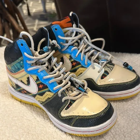 Nike Air Court Force High Premium Mexican Blanket - US 6.5 / UK 6 - 314429-114