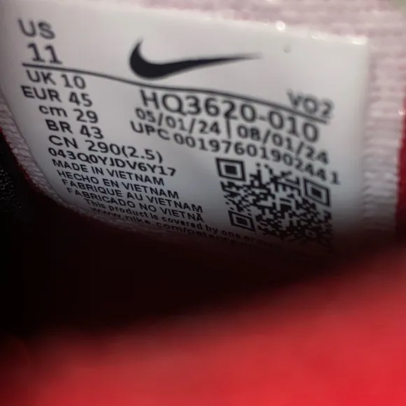 Nike Air DT Max '96 Falcons Size 11