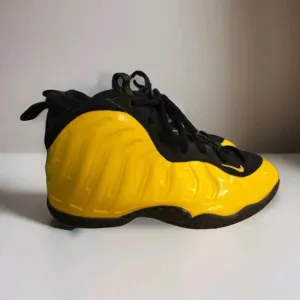 NIKE AIR FOAMPOSITE ONE GS SIZE 1Y WU TANG OPTI YELLOW BLACK  644791-701