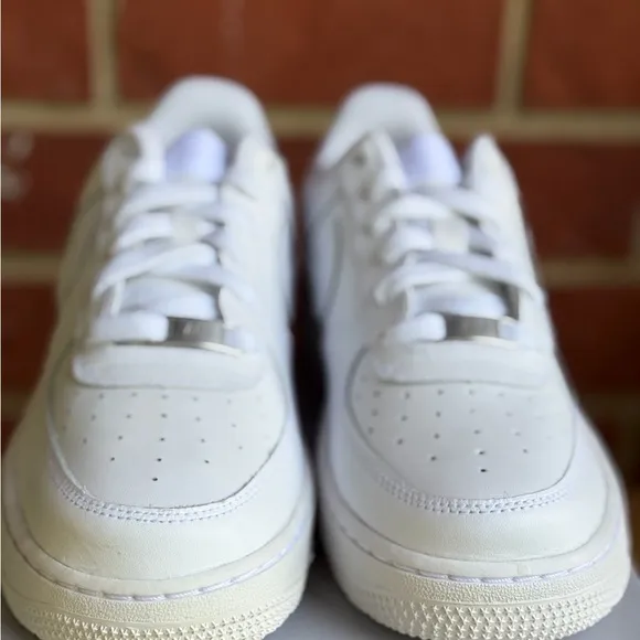 Nike Air Force 1 GS White New Sneakers NIB Lifestyle Shoes