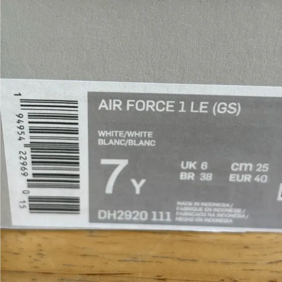 Nike Air Force 1 GS White New Sneakers NIB Lifestyle Shoes