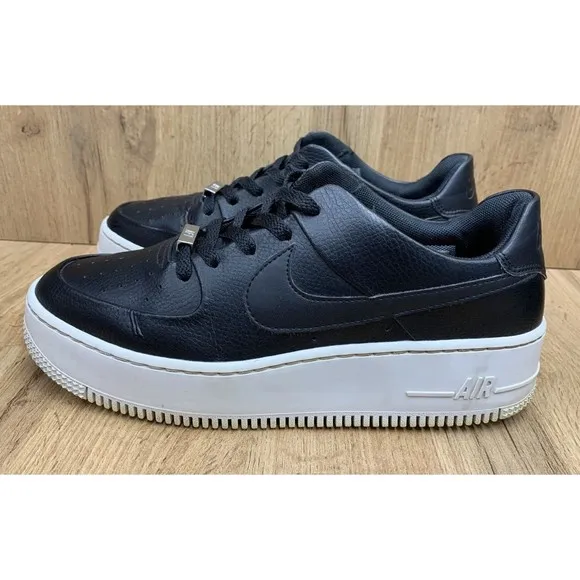 NIKE Air Force 1 Sage Women's Platform Sneakers Black Leather Size 10 AR5349-002