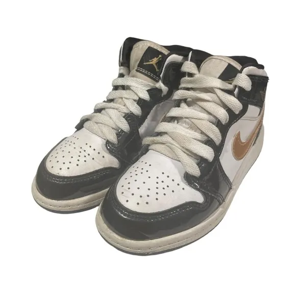 Nike Air Jordan Retro 1 Mid SE Black Gold  BQ6932-007 11.5c Youth Kids