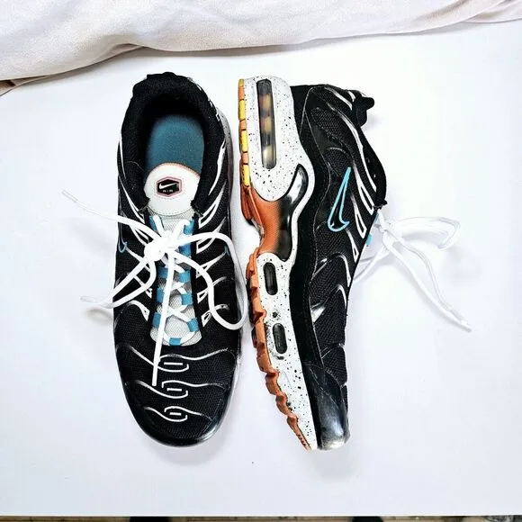 Nike Air Max Plus Black Turf Orange Aquamarine Black Size 7Y/8-8.5 Women's/7 Men