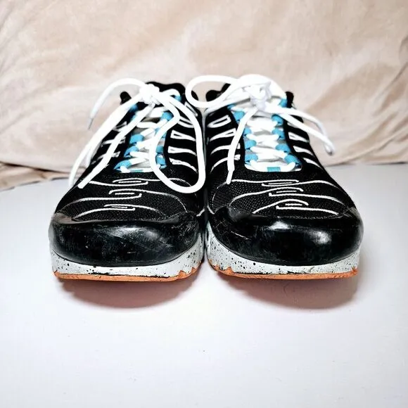 Nike Air Max Plus Black Turf Orange Aquamarine Black Size 7Y/8-8.5 Women's/7 Men