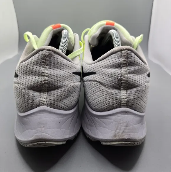 Nike Air Zoom Pegasus 38 Men's Road Running Trainers - Size 10.5