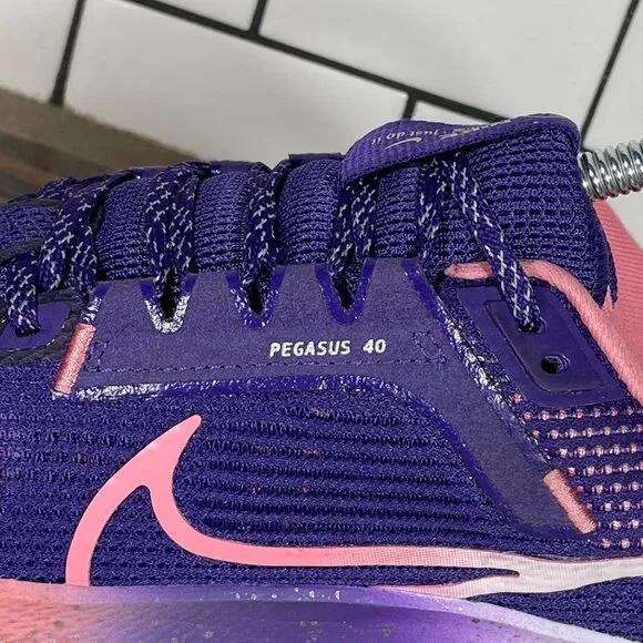 Nike Air Zoom Pegasus 40 Womens Size 7.5 Running Shoes Purple Athletic Sneaker