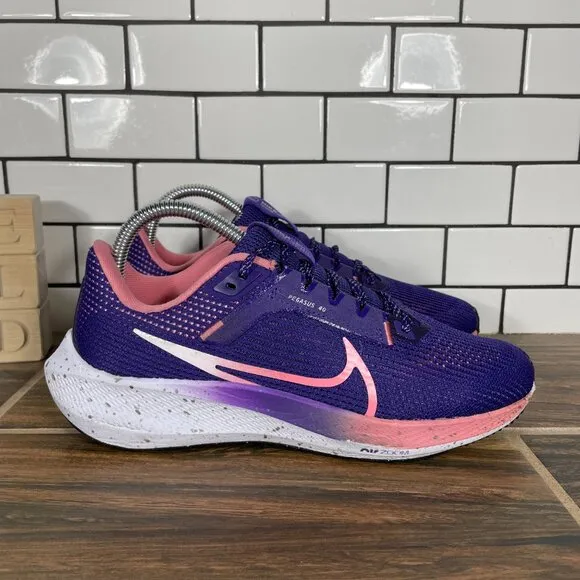 Nike Air Zoom Pegasus 40 Womens Size 7.5 Running Shoes Purple Athletic Sneaker
