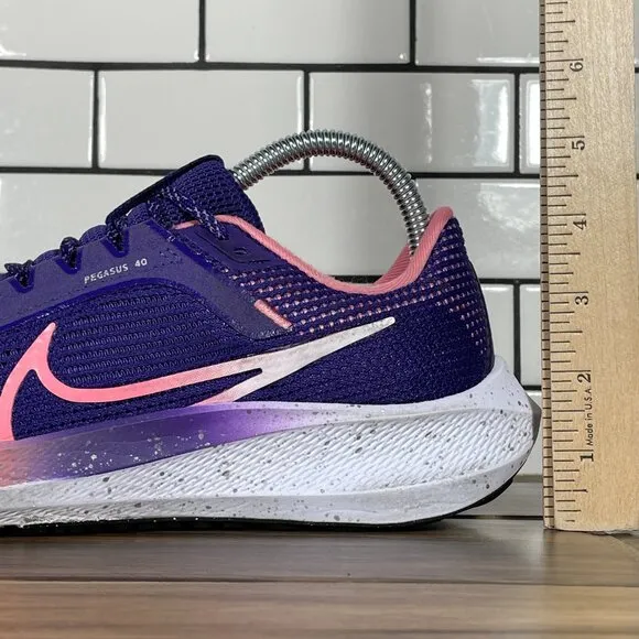 Nike Air Zoom Pegasus 40 Womens Size 7.5 Running Shoes Purple Athletic Sneaker