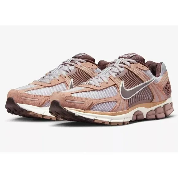 Nike Air Zoom Vomero 5 Dusted Clay Men’s Size 9 Running Shoes HF1553-200