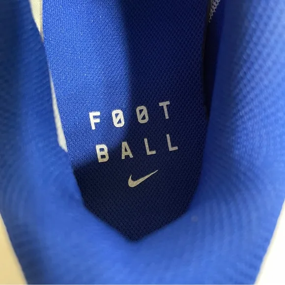 Nike Alpha Menace Turf Low Football Shoes Size 14.5 White Game Royal BV3997-101