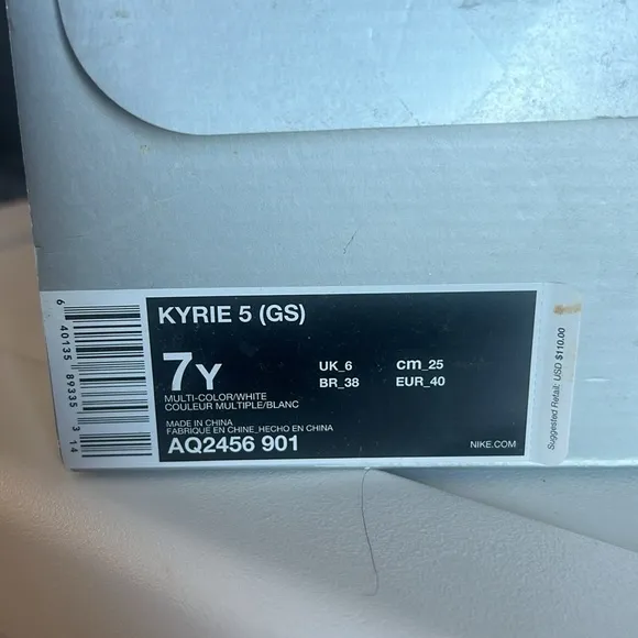 Nike Basketball Shoes, Kyrie 5 (GS), Black Magic, Size 7Y