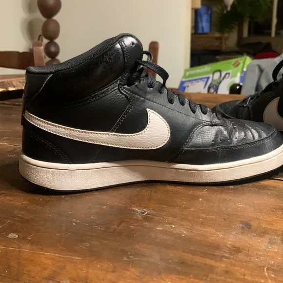 NIKE BLACK COURT VISION MID ATHLETIC SHOES SNEAKERS