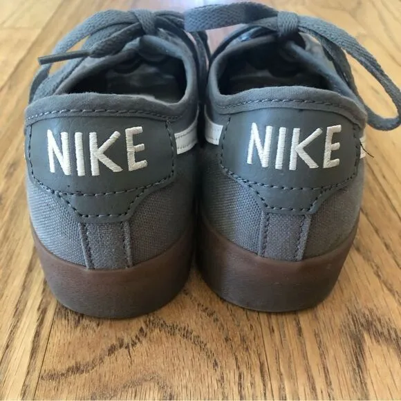 Nike Blazer Court SB Shoes