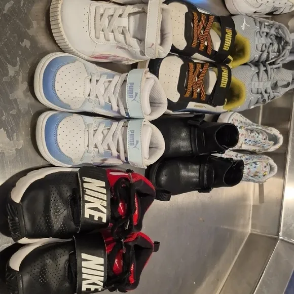 Nike Blue and Black Athletic Sneakers