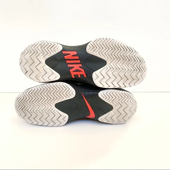 Nike court air zoom black white rubber cage lace up sneaker