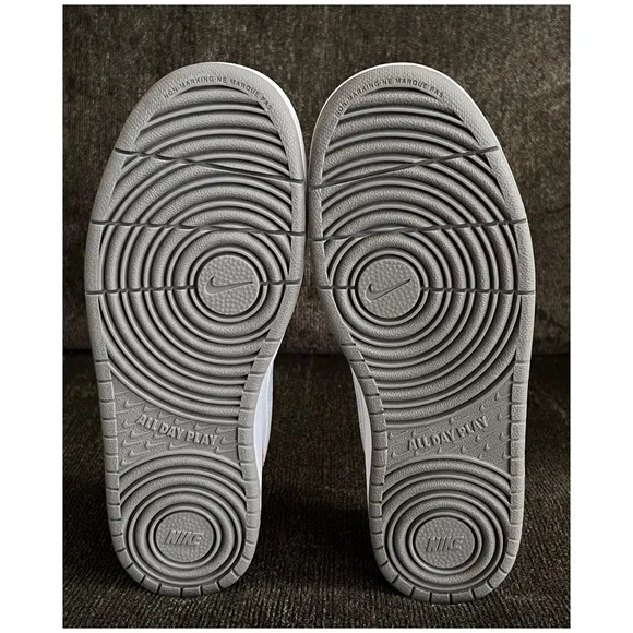 Nike Court Borough Low 2 Big Boy Size 7Y