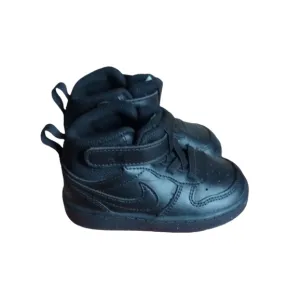 Nike court borough low 2 (tdv) size 6c