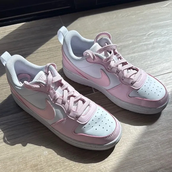 Nike Court Borough Low Recraft Older Kids' Shoes!