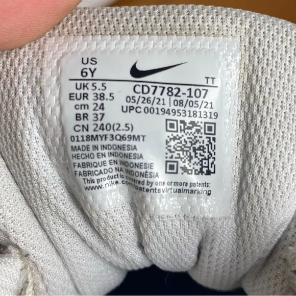 Nike Court Borough Mid 2 Shoes