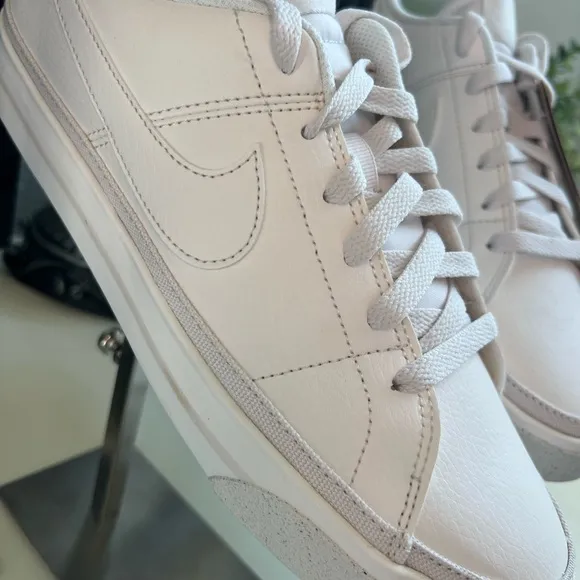 Nike Court Legacy Next Nature women's shoes size 9