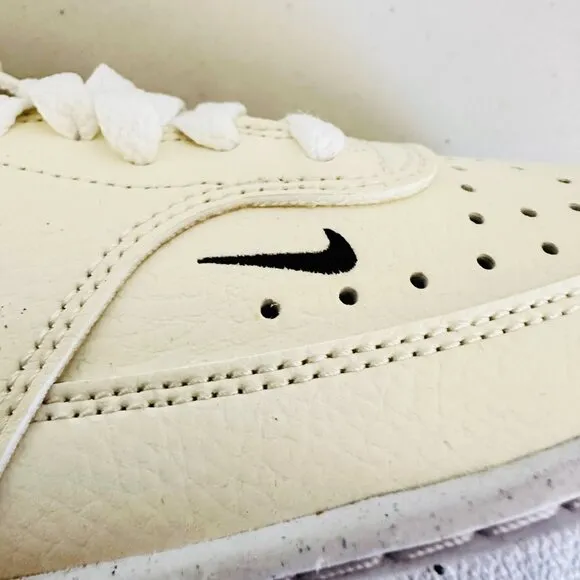 NIKE COURT VISION LOW NEXT NATURE SNEAKERS PALE IVORY